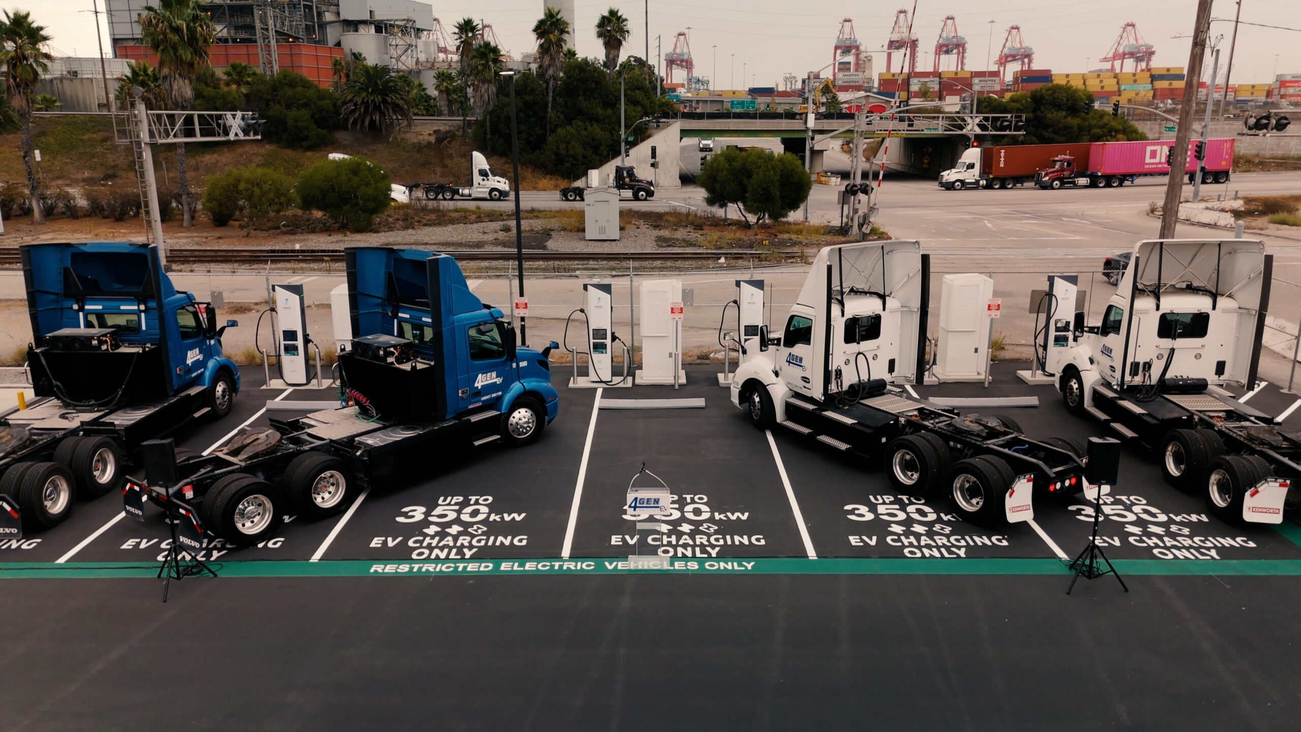 Hyper-fast EV chargers at the Port of Long Beach powering 4Gen Logistics’ zero-emission fleet.